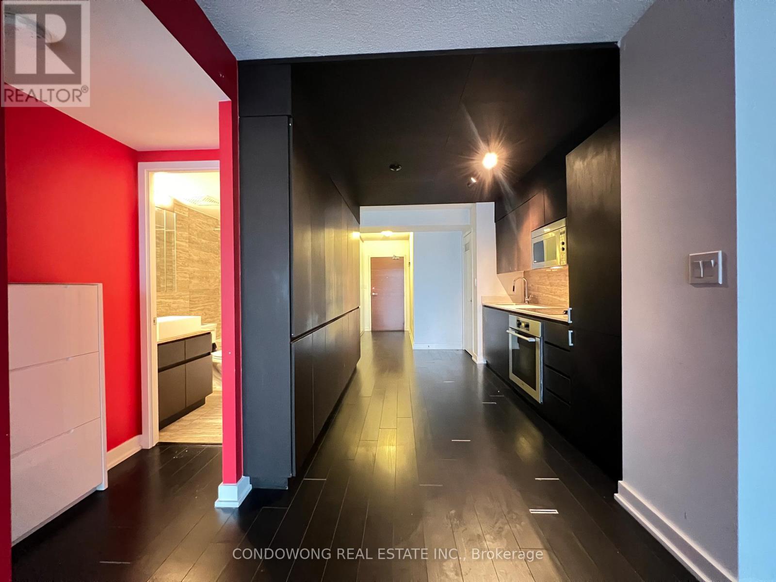 542a - 15 Iceboat Terrace, Toronto, Ontario  M5V 4A5 - Photo 5 - C12643916