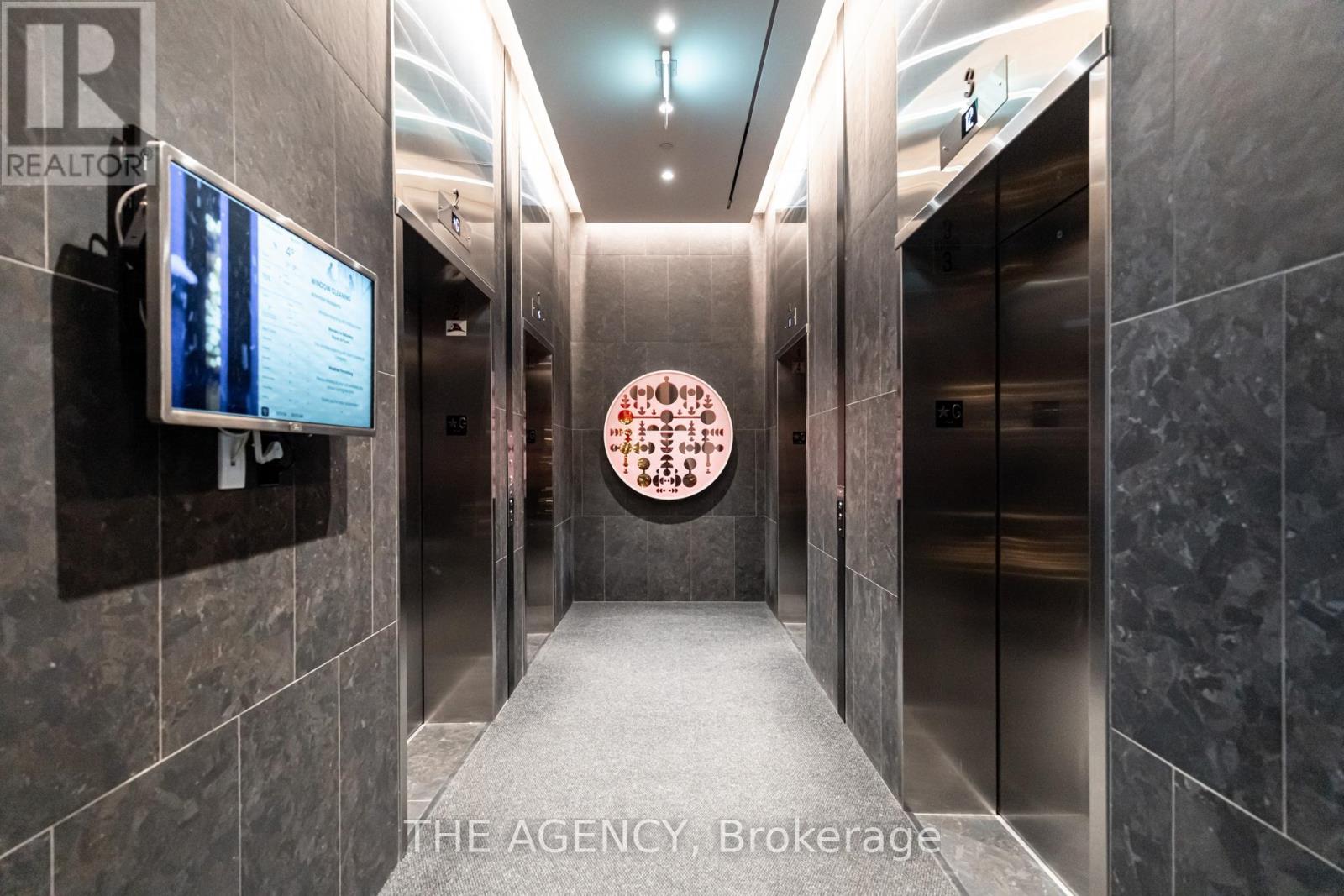 2401 - 25 Richmond Street E, Toronto, Ontario  M5C 0A6 - Photo 26 - C12643918