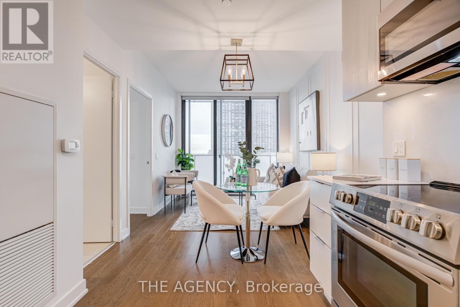 2401 - 25 Richmond Street E, Toronto, Ontario  M5C 0A6 - Photo 6 - C12643918