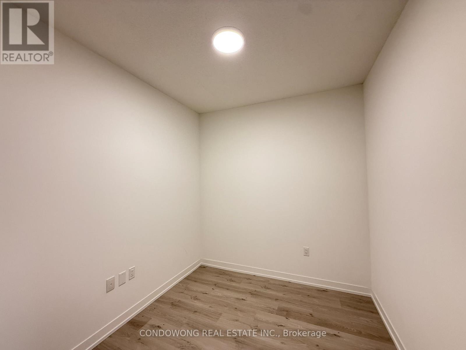 2102 - 138 Downes Street, Toronto, Ontario  M5E 0E4 - Photo 9 - C12643924