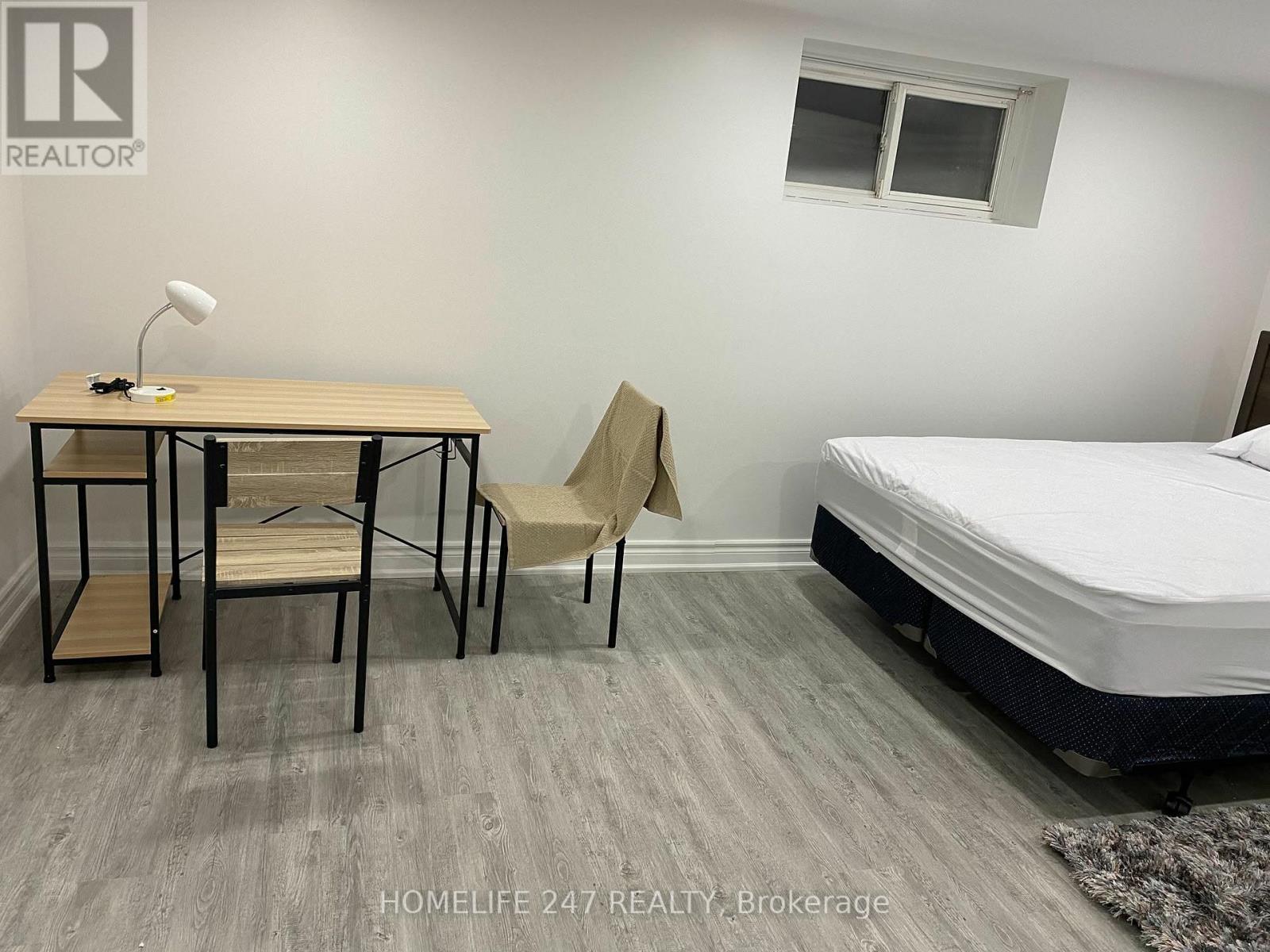 50 Panmure Crescent N, Toronto, Ontario  M1K 4Y6 - Photo 2 - E12643982