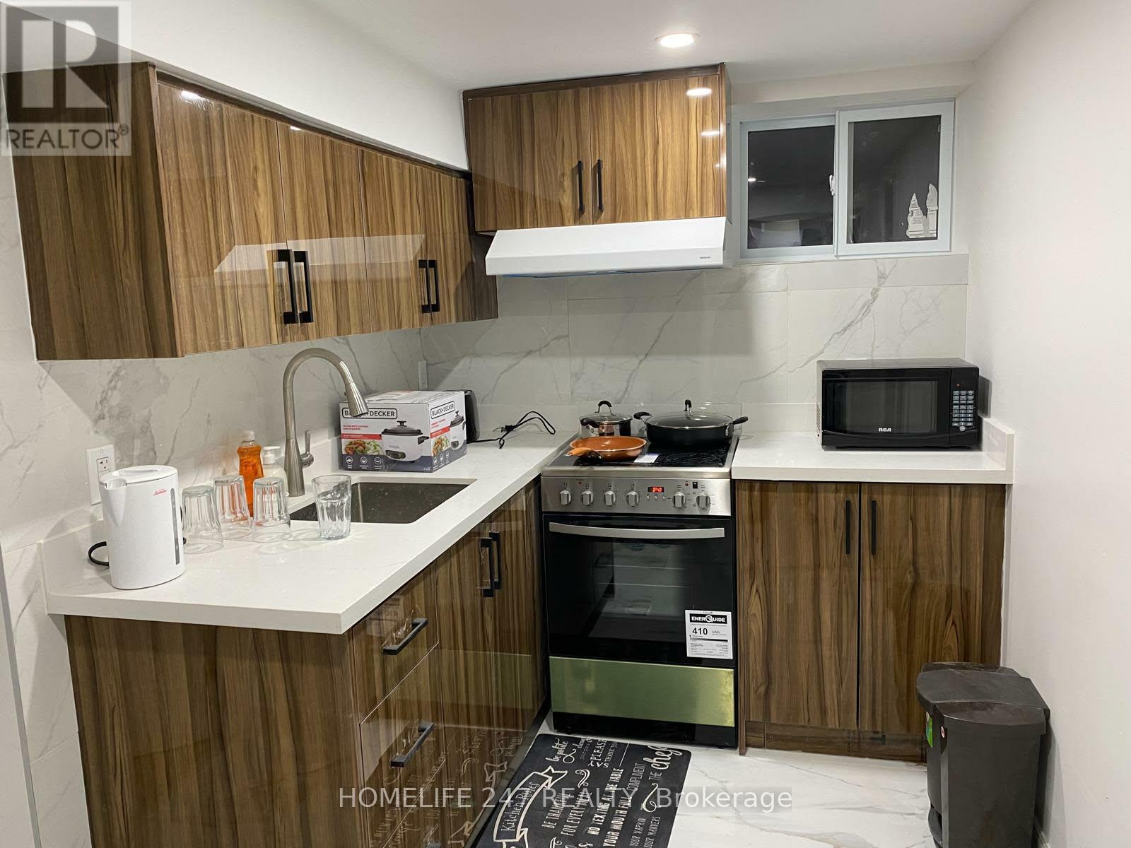 50 Panmure Crescent N, Toronto, Ontario  M1K 4Y6 - Photo 8 - E12643982