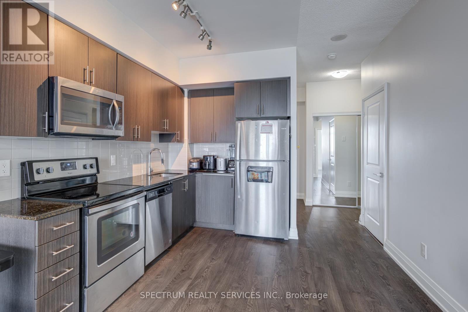 2006 - 3600 Highway 7, Vaughan, Ontario  L4L 0G9 - Photo 15 - N12643912