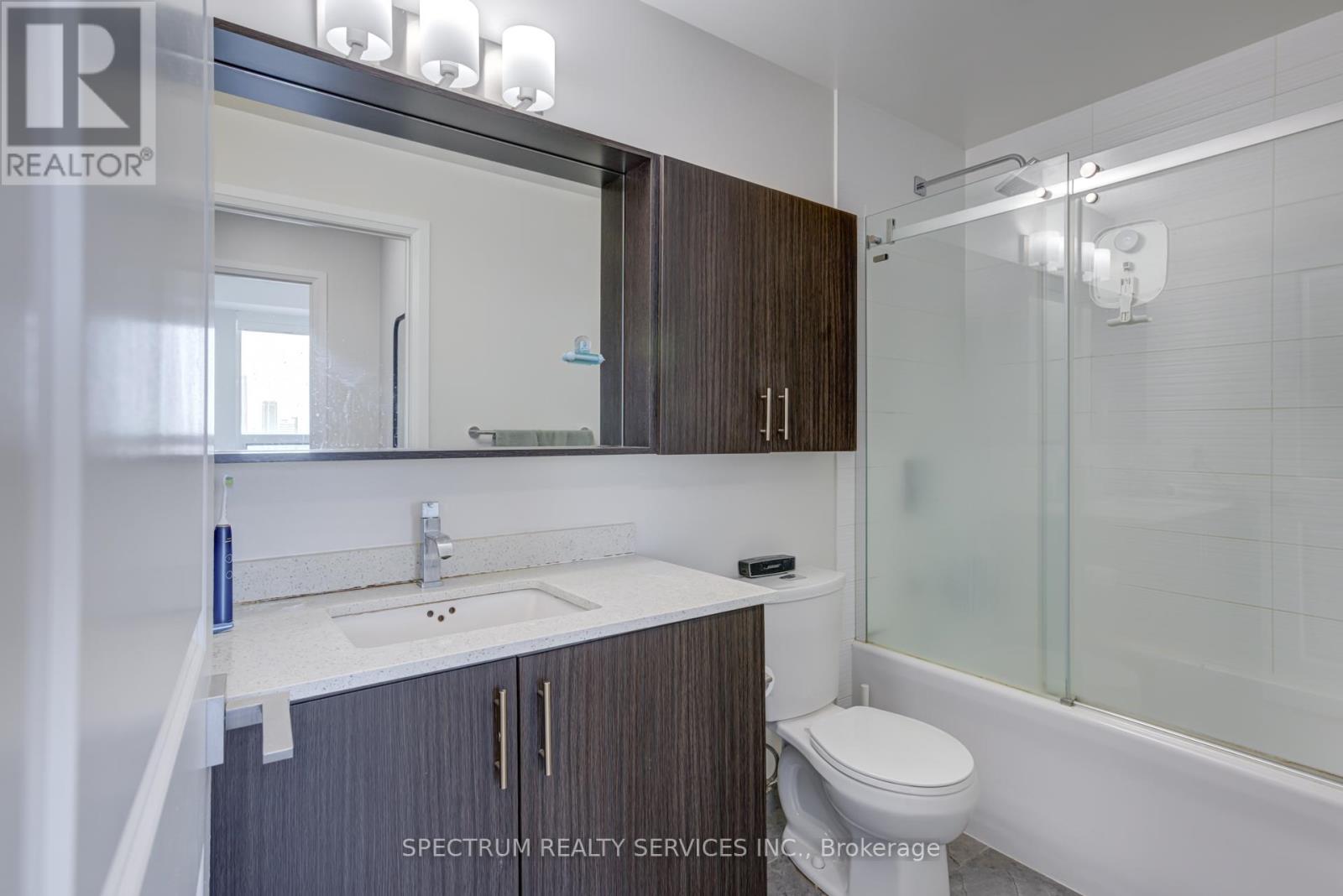 2006 - 3600 Highway 7, Vaughan, Ontario  L4L 0G9 - Photo 24 - N12643912