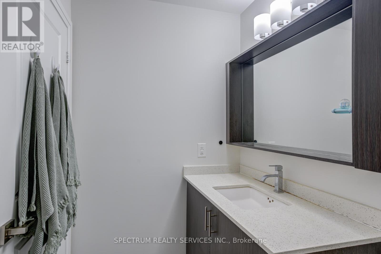 2006 - 3600 Highway 7, Vaughan, Ontario  L4L 0G9 - Photo 25 - N12643912