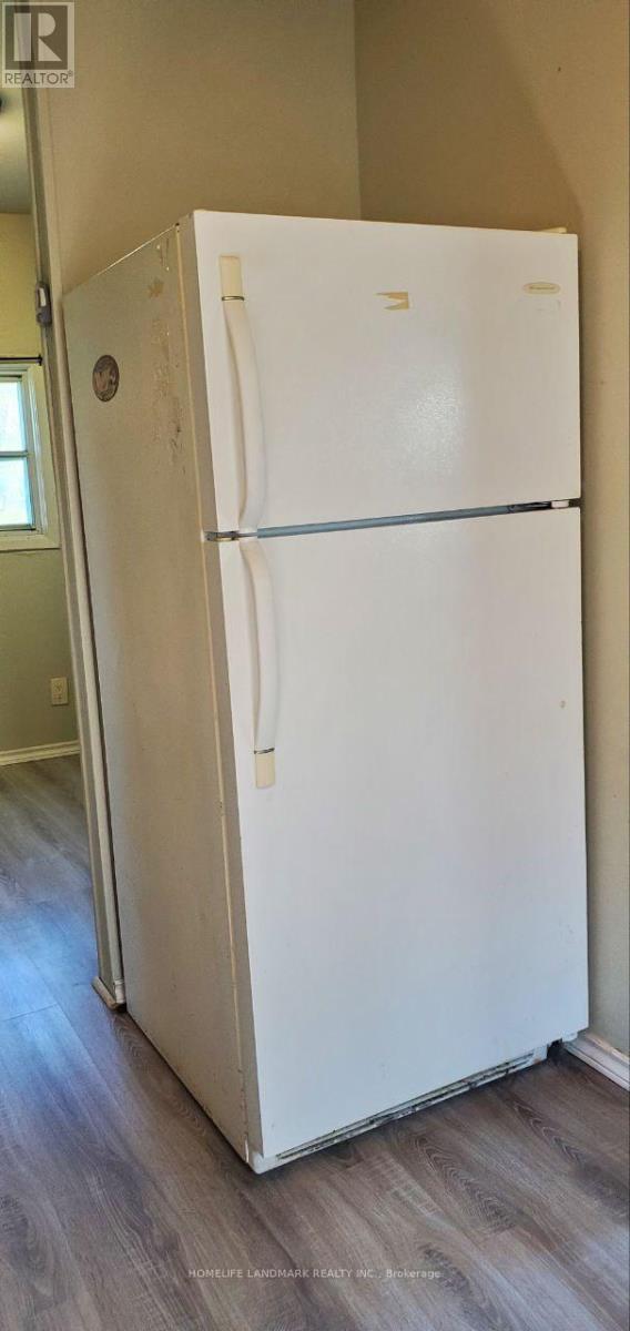 14 Elm Grove Avenue, Richmond Hill, Ontario  L4E 2T2 - Photo 13 - N12643990