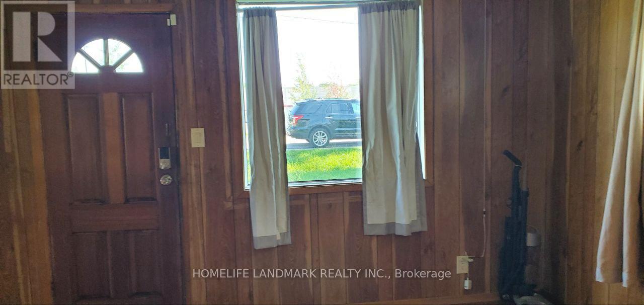 14 Elm Grove Avenue, Richmond Hill, Ontario  L4E 2T2 - Photo 8 - N12643990