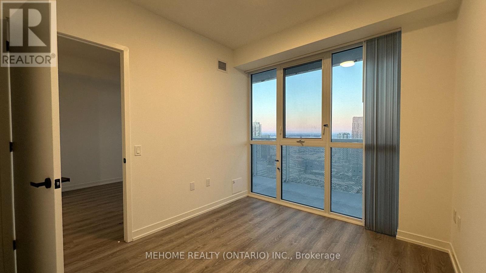 4807 - 8 Interchange Way, Vaughan, Ontario  L4K 0R2 - Photo 10 - N12644000