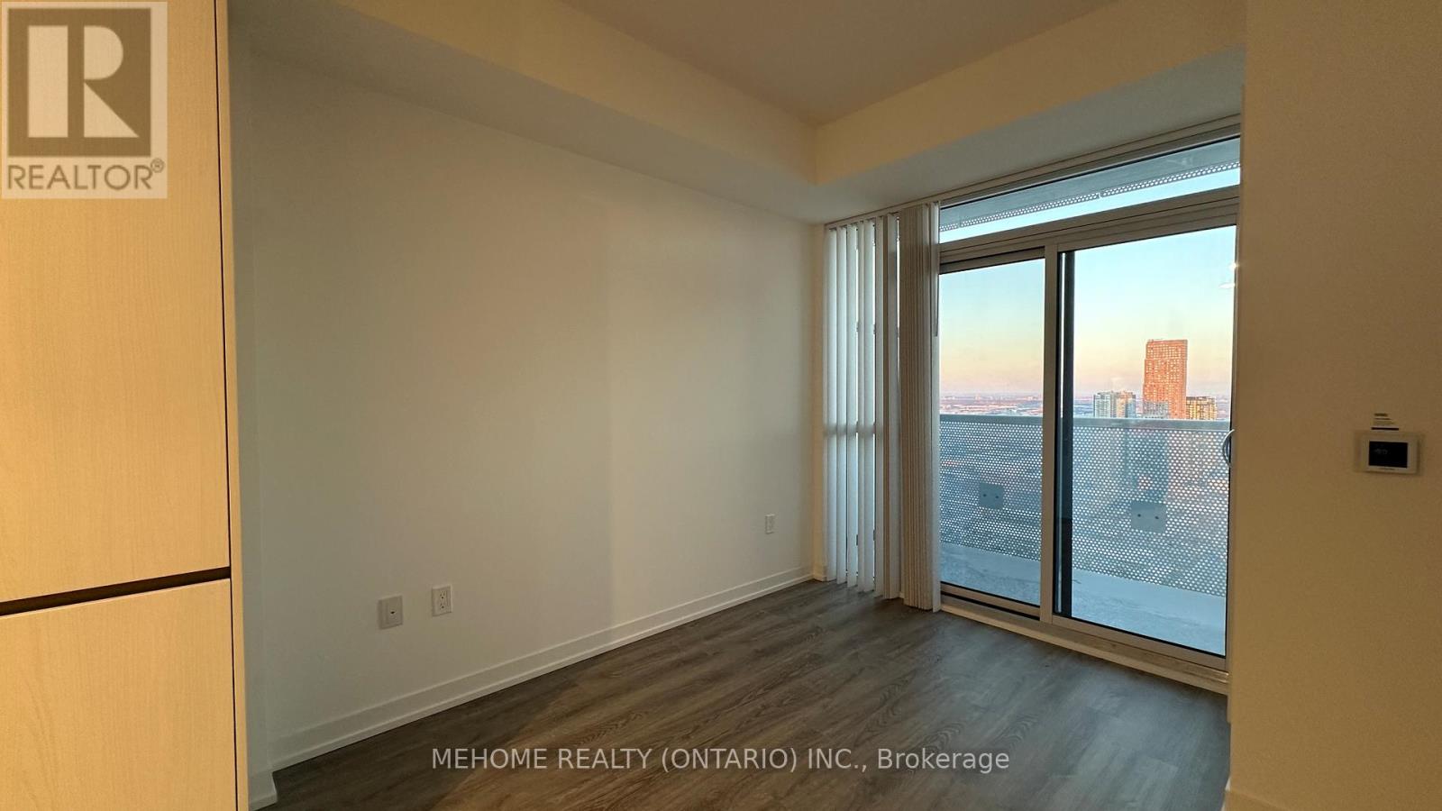 4807 - 8 Interchange Way, Vaughan, Ontario  L4K 0R2 - Photo 11 - N12644000