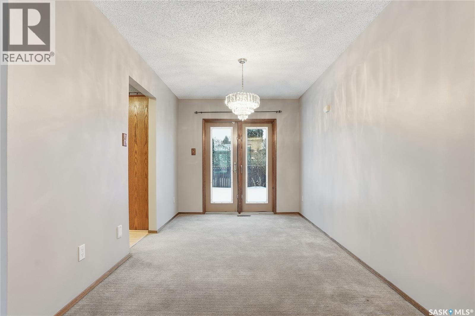 242 Thain Way, Saskatoon, Saskatchewan  S7K 6T2 - Photo 10 - SK025801