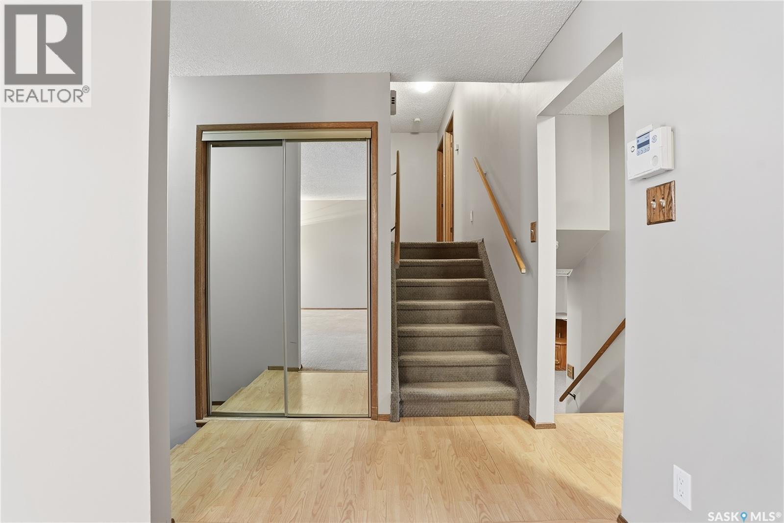 242 Thain Way, Saskatoon, Saskatchewan  S7K 6T2 - Photo 6 - SK025801