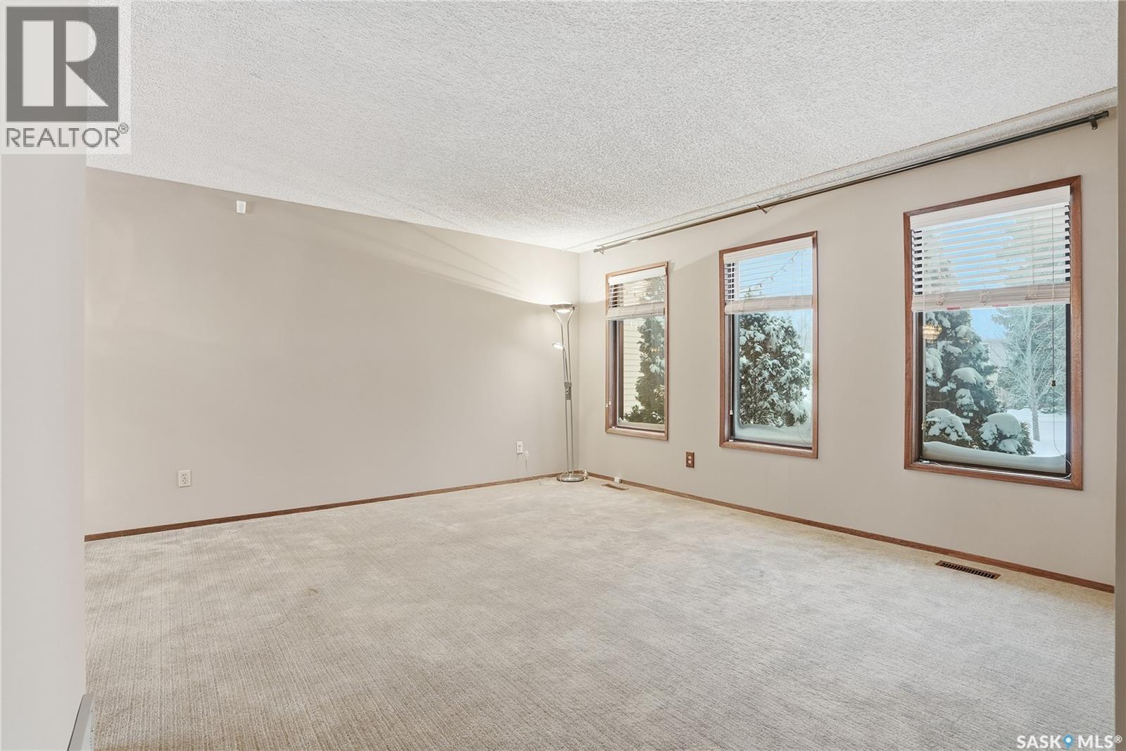 242 Thain Way, Saskatoon, Saskatchewan  S7K 6T2 - Photo 7 - SK025801