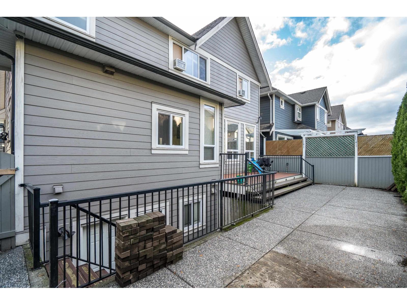 17349 1 Avenue, Surrey, British Columbia  V3S 9P9 - Photo 40 - R3073647