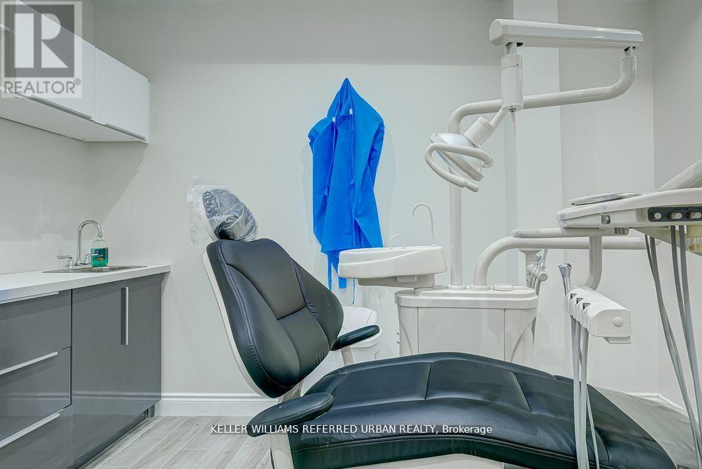 2 - 44 Baycliffe Crescent, Brampton, Ontario  L7A 3Y7 - Photo 20 - W12643910