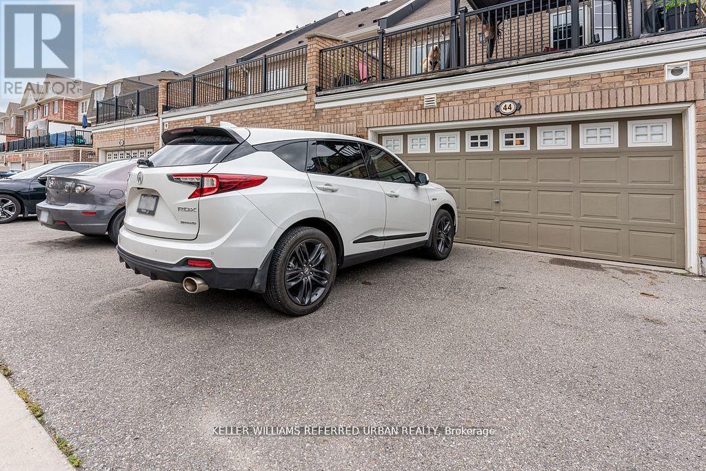 2 - 44 Baycliffe Crescent, Brampton, Ontario  L7A 3Y7 - Photo 25 - W12643910