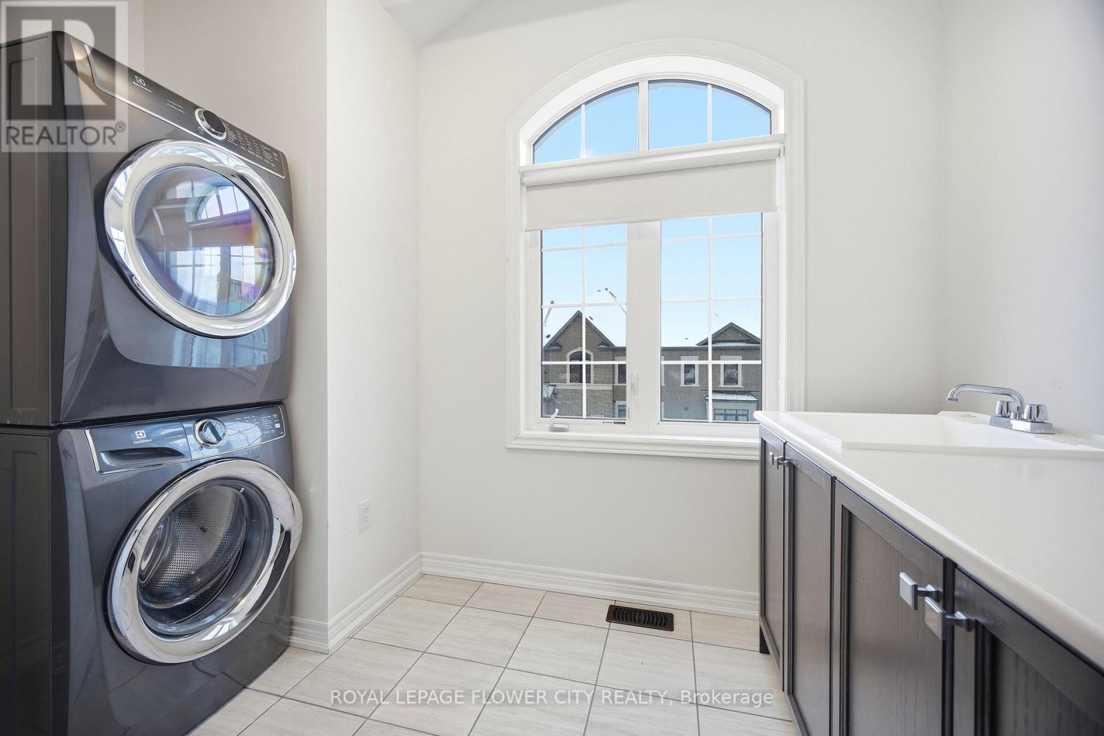 43 Boathouse Road, Brampton, Ontario  L7A 5B5 - Photo 46 - W12643926