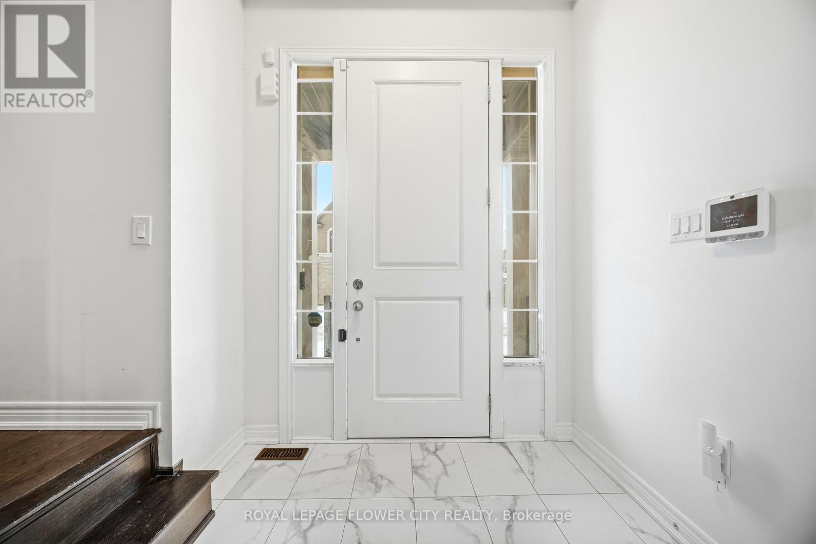 43 Boathouse Road, Brampton, Ontario  L7A 5B5 - Photo 5 - W12643926