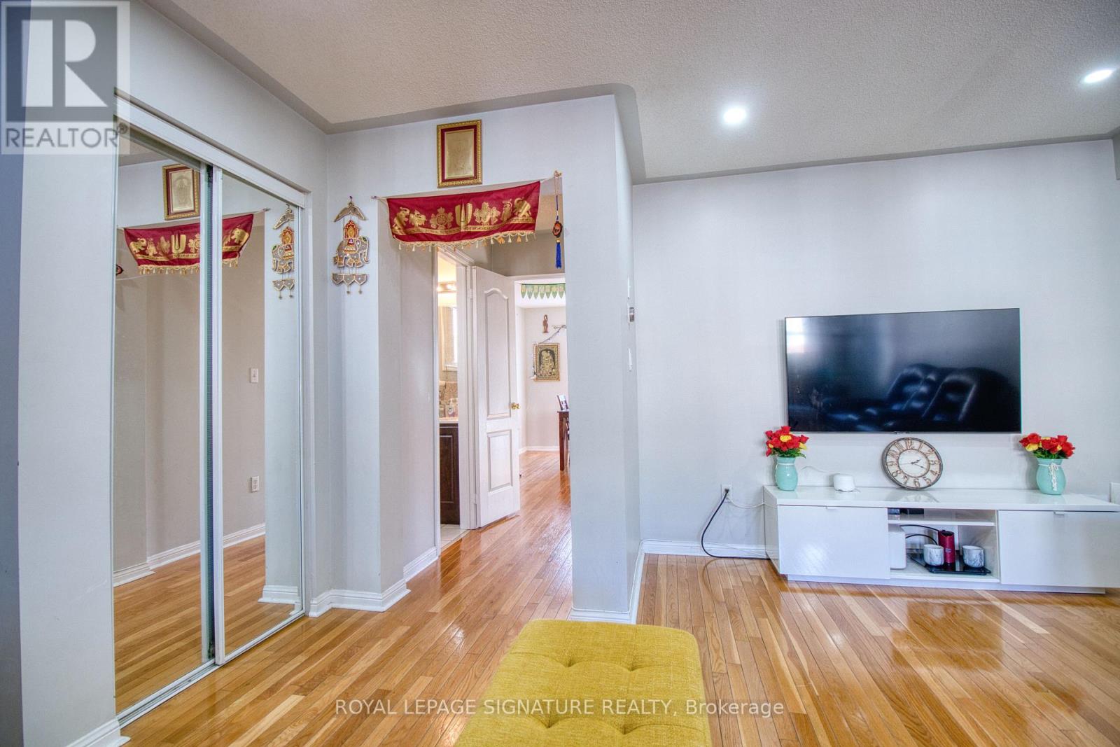 52 - 5980 Whitehorn Avenue, Mississauga, Ontario  L5V 2Y2 - Photo 12 - W12643952