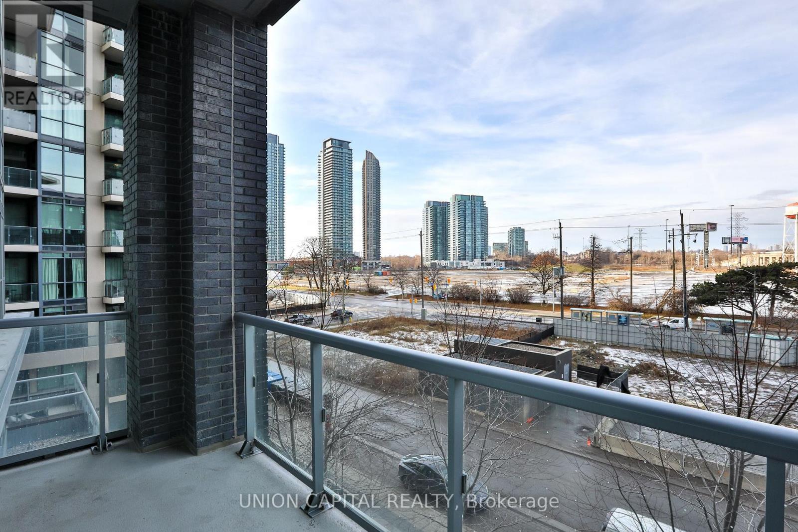 305 - 56 Annie Craig Drive, Toronto, Ontario  M8V 0C8 - Photo 14 - W12644016