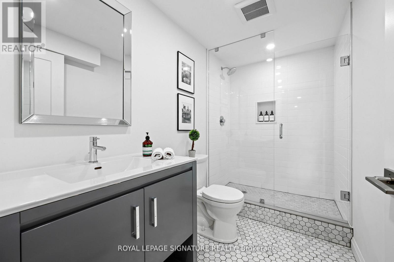 22 - 35 Midhurst Heights, Hamilton, Ontario  L8J 0K9 - Photo 45 - X12643988