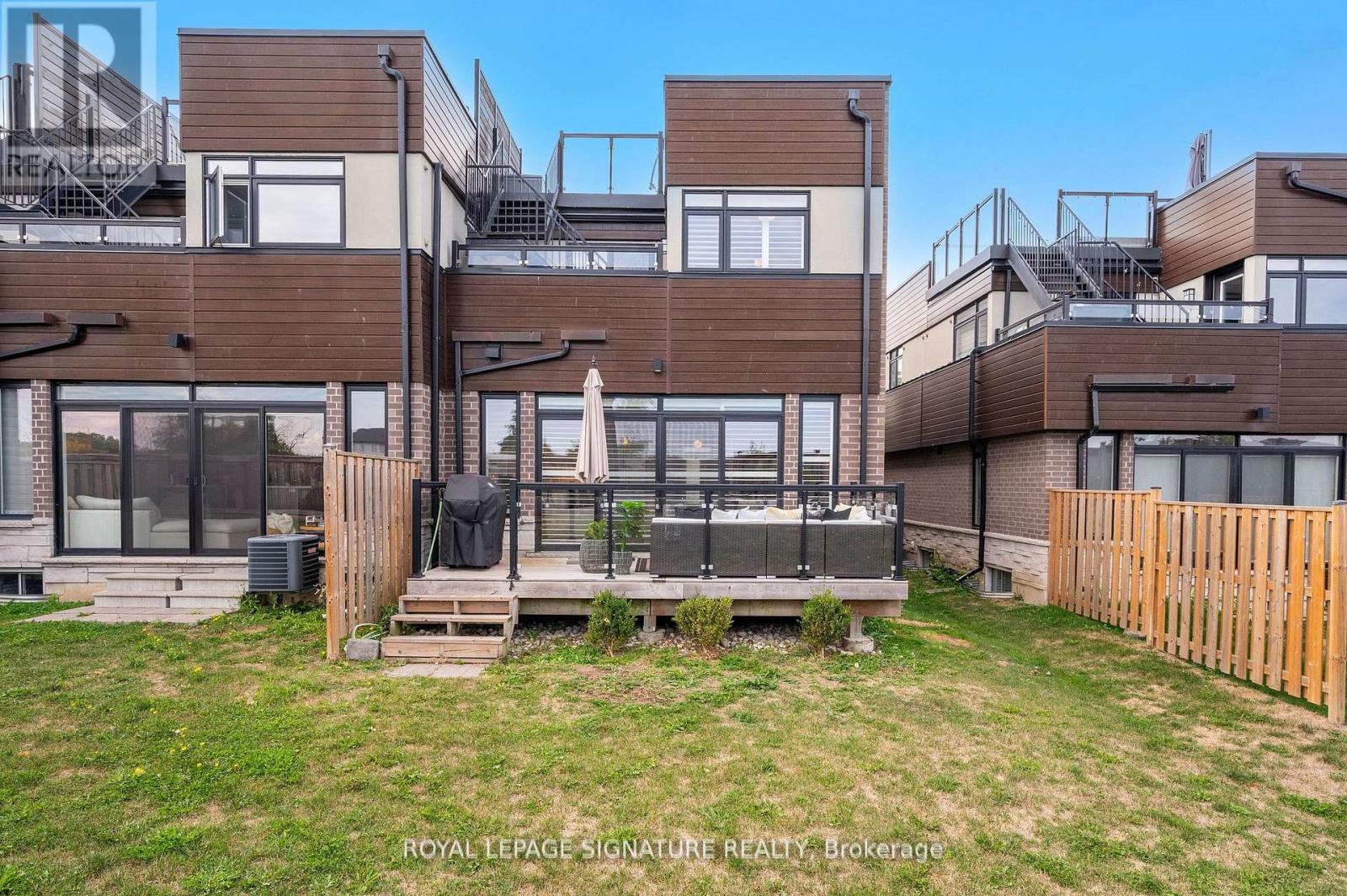 22 - 35 Midhurst Heights, Hamilton, Ontario  L8J 0K9 - Photo 49 - X12643988