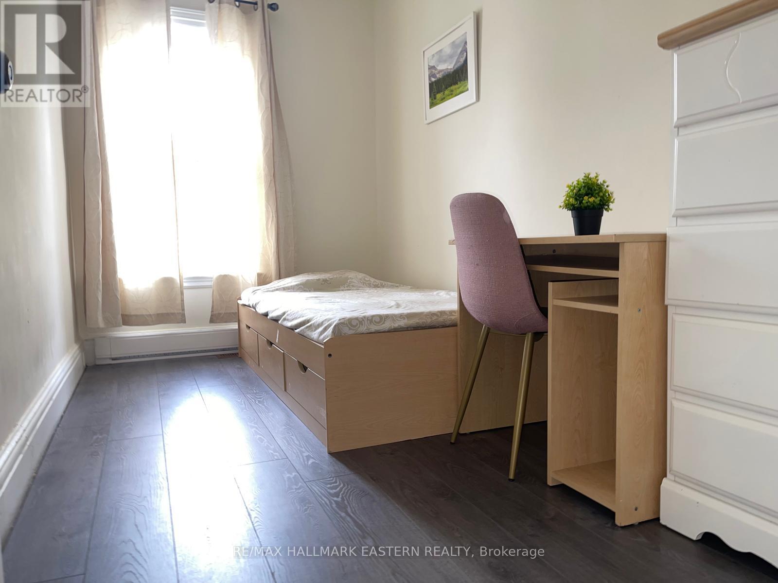 271 Thomas Street, Peterborough, Ontario  K9J 5E7 - Photo 26 - X12644024