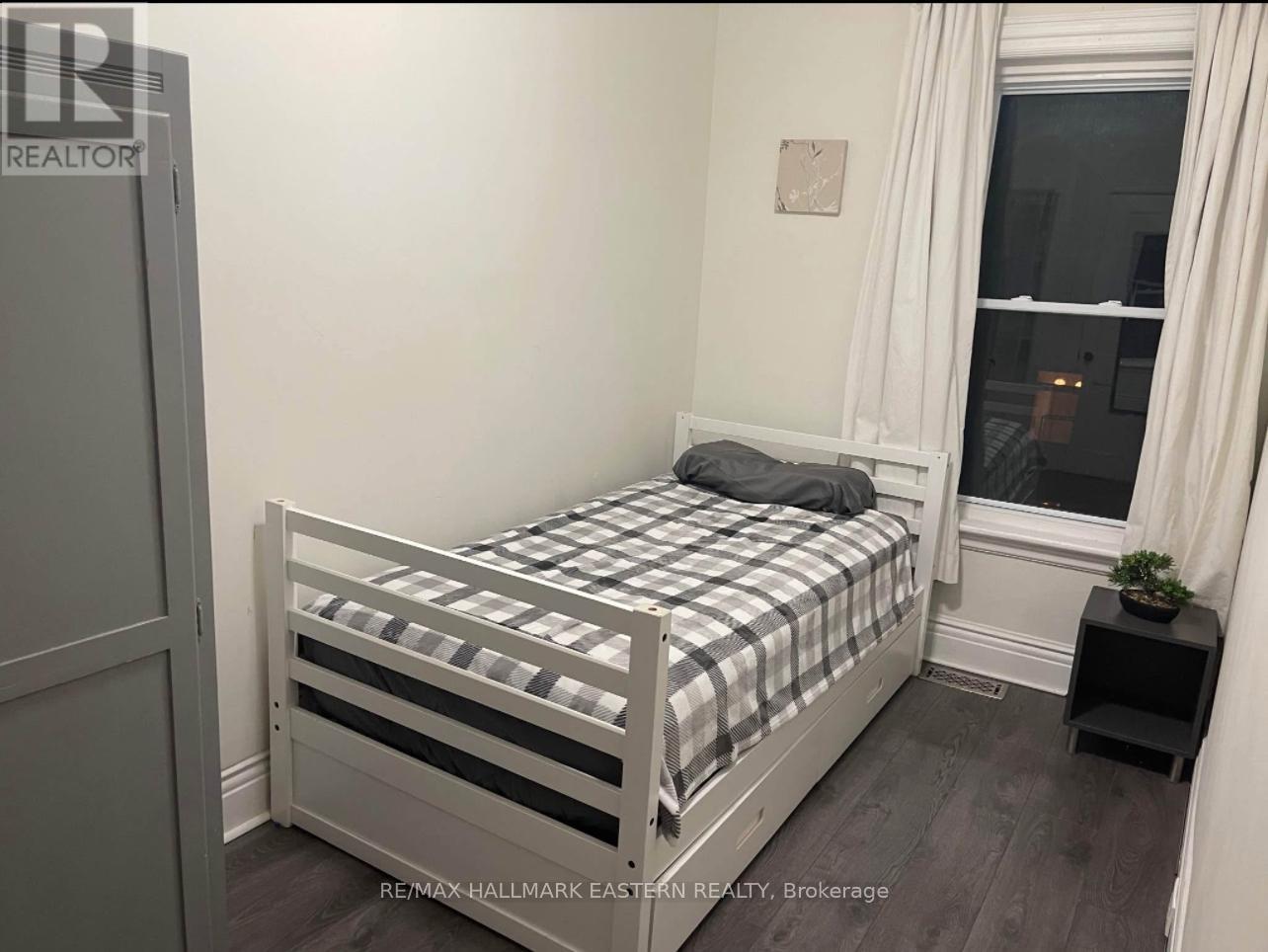 271 Thomas Street, Peterborough, Ontario  K9J 5E7 - Photo 29 - X12644024