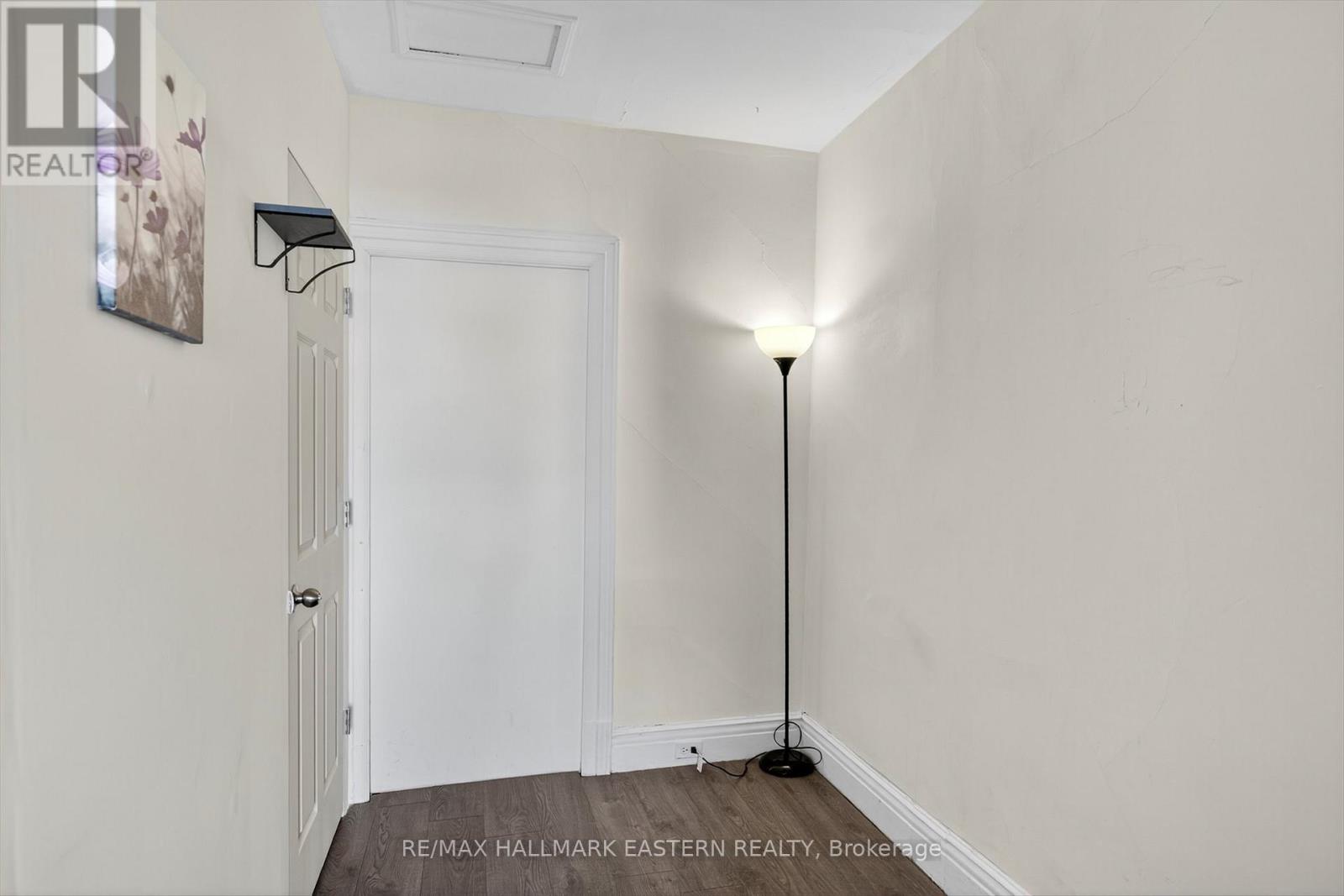 271 Thomas Street, Peterborough, Ontario  K9J 5E7 - Photo 32 - X12644024