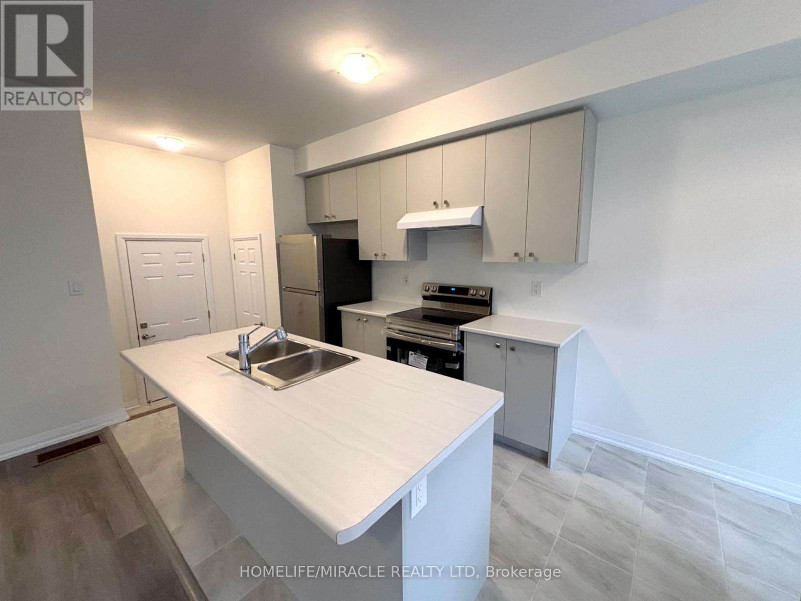 91 Marche Drive, Haldimand, Ontario  N3W 0K2 - Photo 8 - X12642070