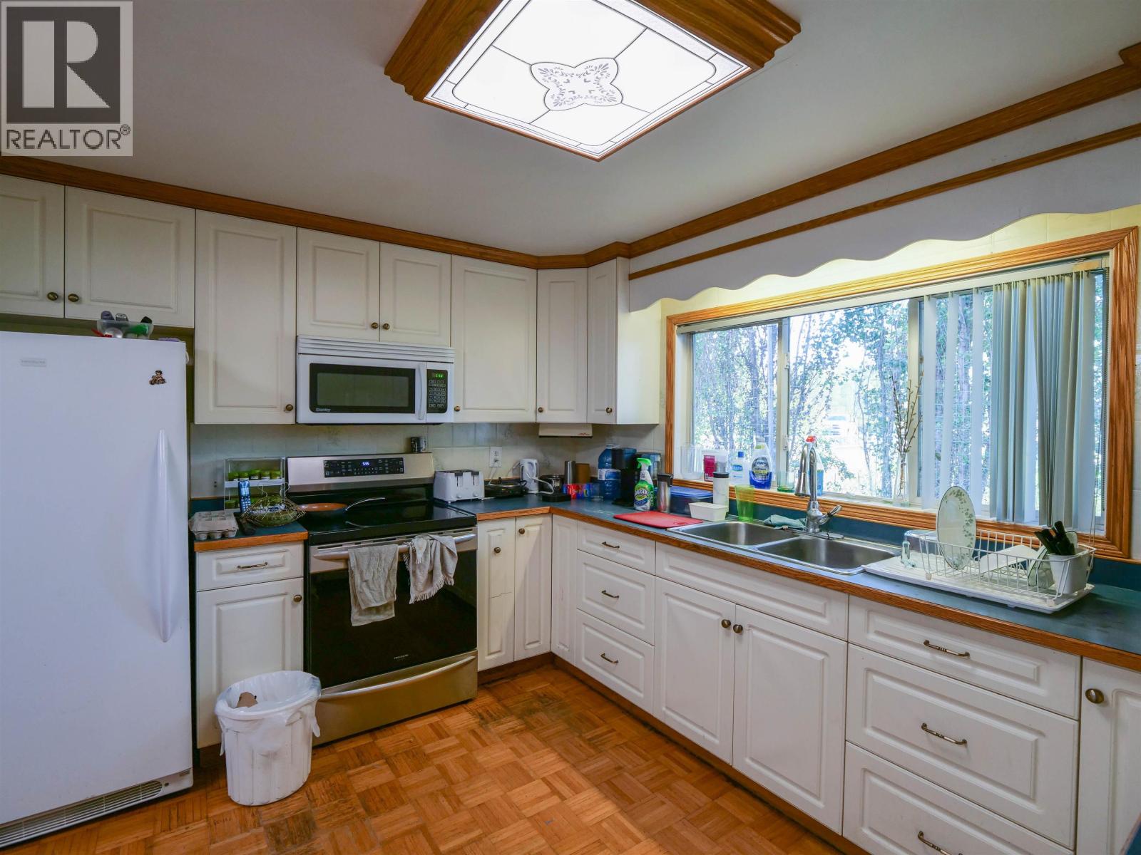 2412 Red Bluff Road, Quesnel, British Columbia  V2J 6C2 - Photo 3 - R3041435