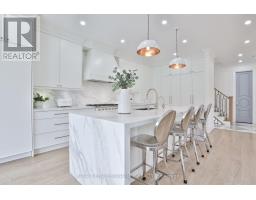 28 BELLE AYRE BOULEVARD, Toronto, Ontario