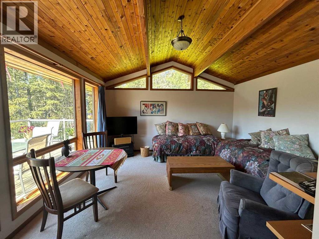 4252 Township Road 322, Rural Mountain View County, Alberta  T0M 1X0 - Photo 11 - A2248012