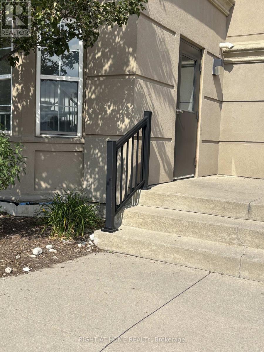 311 - 1479 Maple Avenue, Milton, Ontario  L9T 0B5 - Photo 2 - W12644034