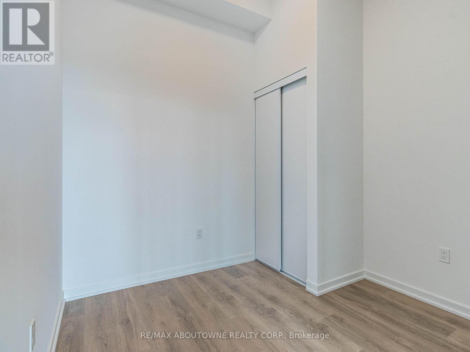 1912 - 10 Graphophone Grove, Toronto, Ontario  M6H 0E5 - Photo 14 - W12644036