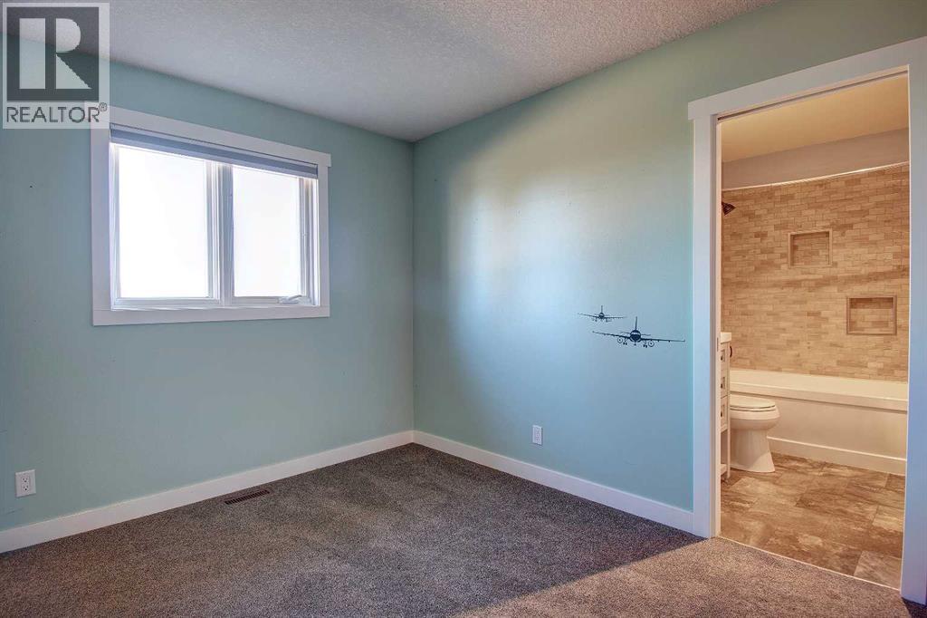 B, 253131 Range Road 272, Rural Rocky View County, Alberta  T1Z 0S5 - Photo 27 - A2269225