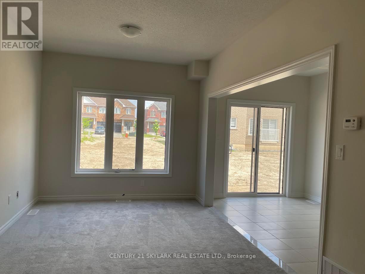 72 Baker Street, Thorold, Ontario  L2V 3P4 - Photo 5 - X12644038