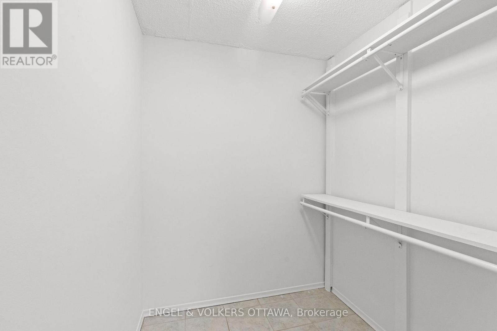 2001 - 665 Bathgate Drive, Ottawa, Ontario  K1K 3Y4 - Photo 18 - X12644064