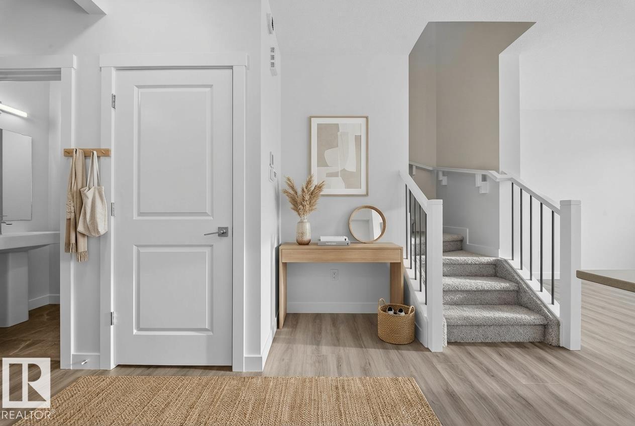 8515 181 Av Nw, Edmonton, Alberta  T5Z 0G6 - Photo 5 - E4468433