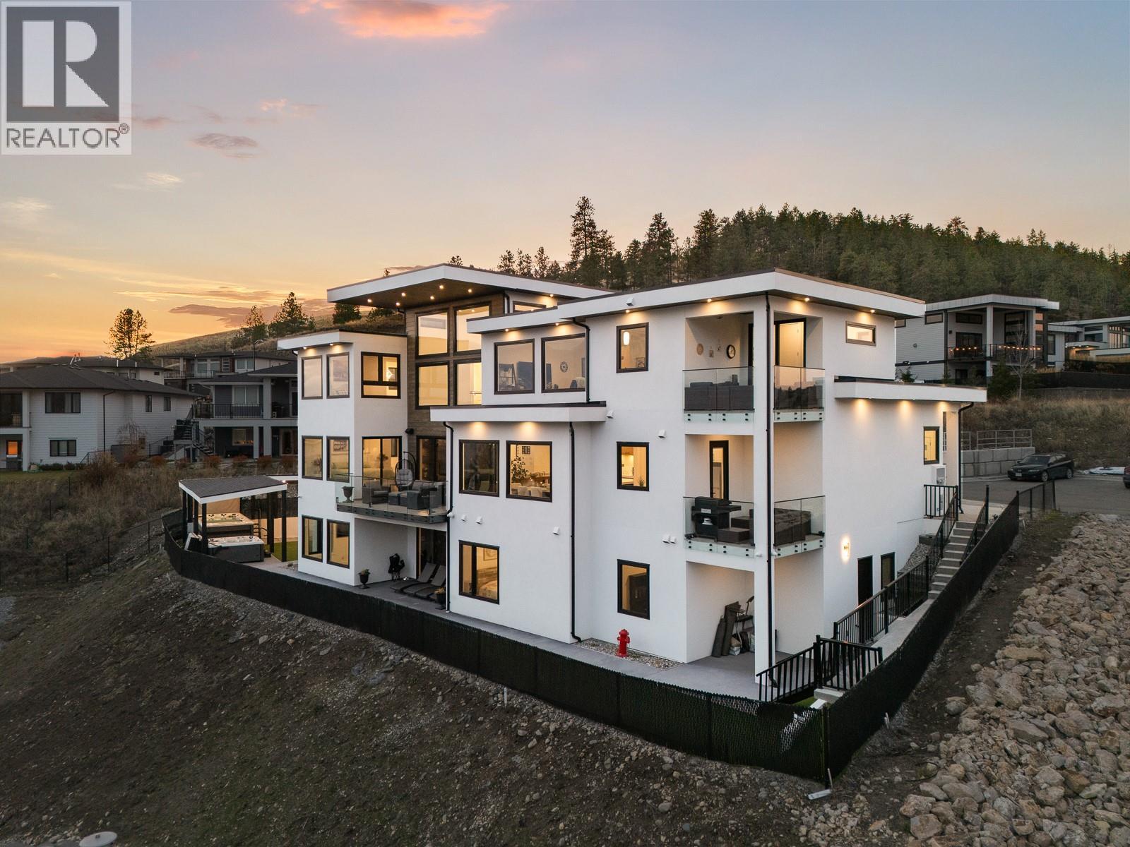 1102 Carnoustie Drive, Kelowna, British Columbia  V1P 0A3 - Photo 45 - 10369815