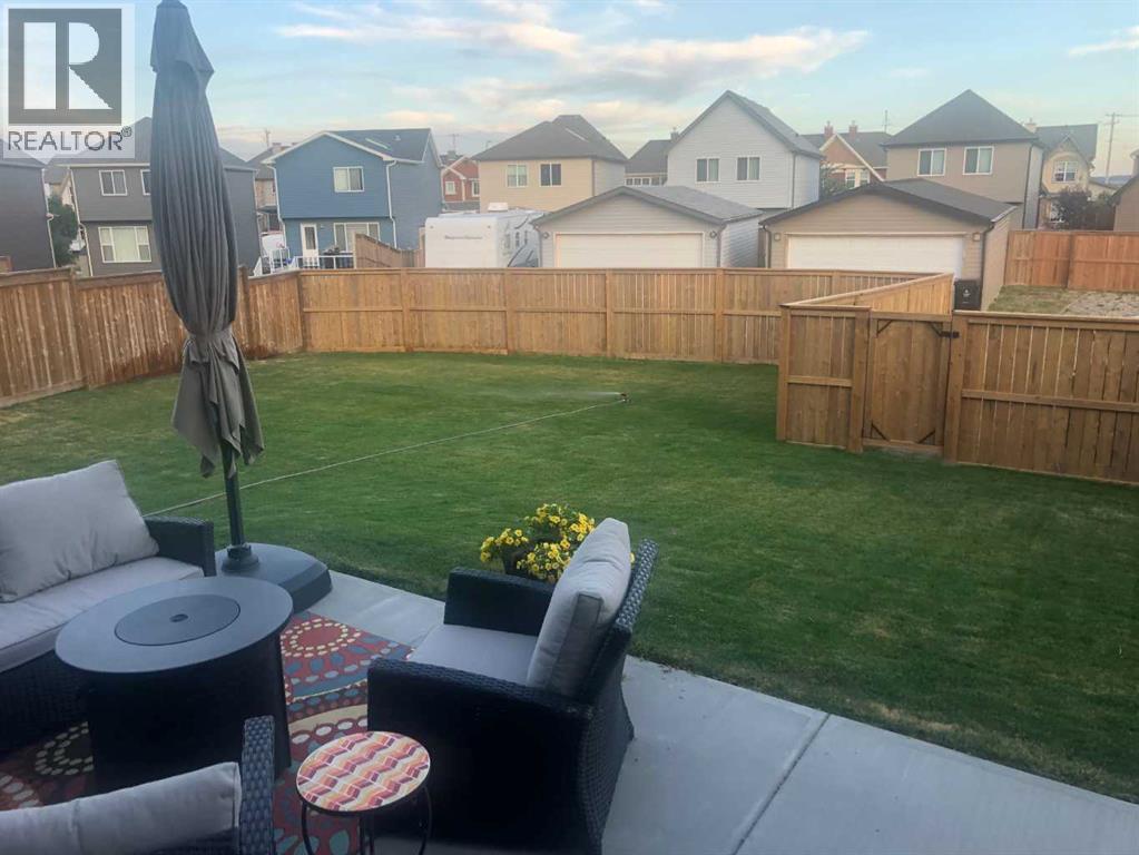 114 Cranford Bay Se, Calgary, Alberta  T2M 2C6 - Photo 3 - A2275409