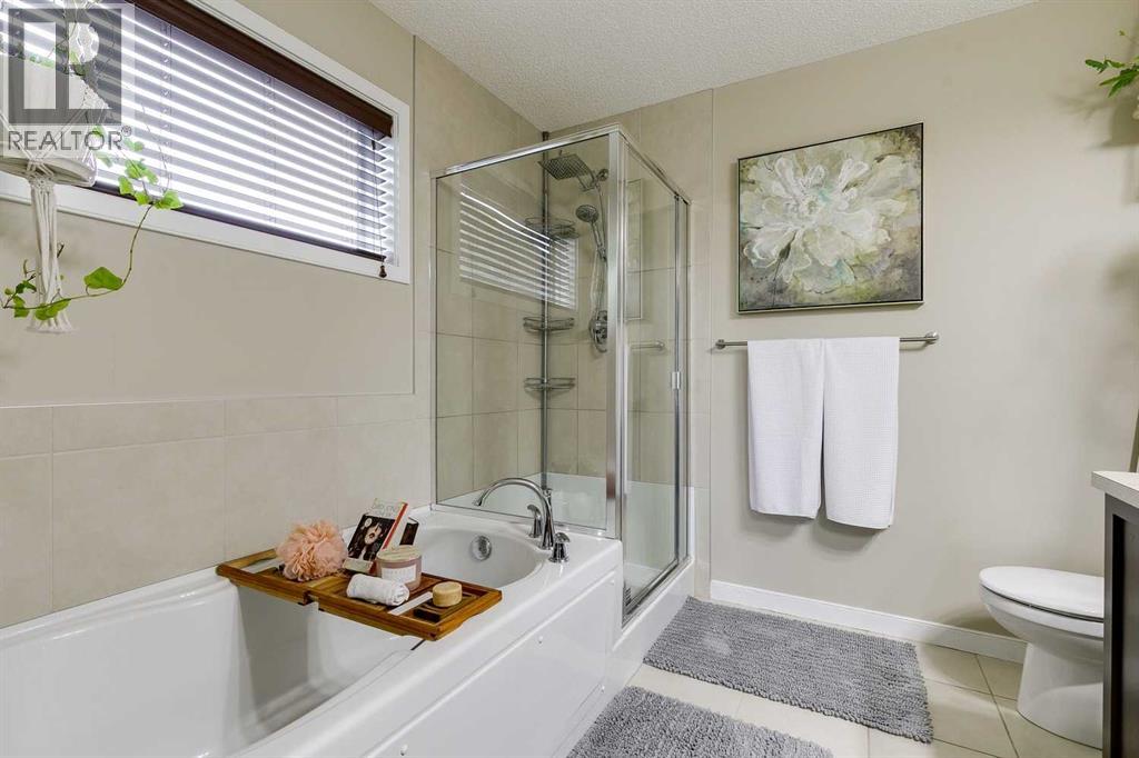 114 Cranford Bay Se, Calgary, Alberta  T2M 2C6 - Photo 24 - A2275409