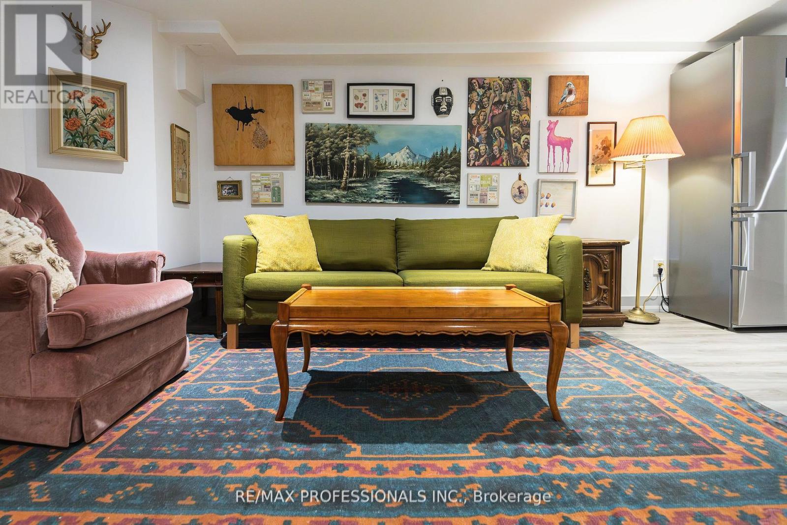 Lower - 627 Christie Street, Toronto, Ontario  M6G 3E6 - Photo 5 - C12644078