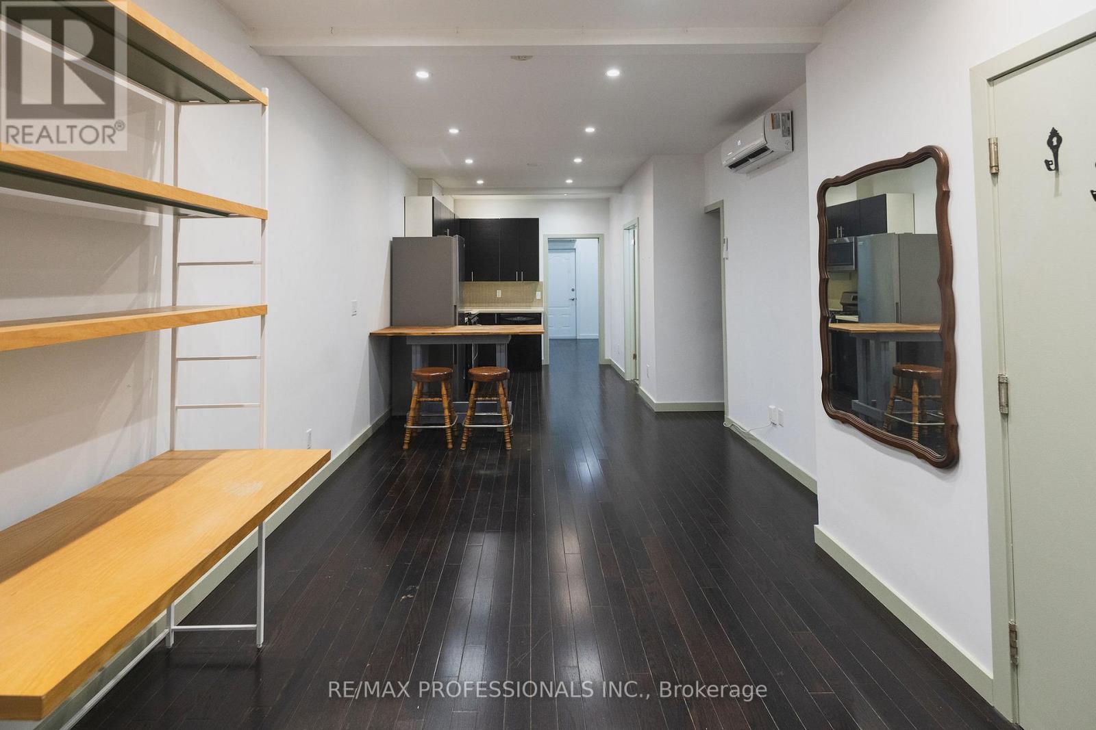 Main - 627 Christie Street, Toronto, Ontario  M6G 3E6 - Photo 6 - C12644082