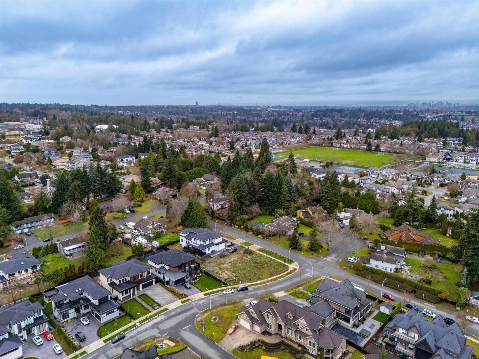 14698 57 Avenue, Surrey, British Columbia  V3Z 1K2 - Photo 2 - R3073886