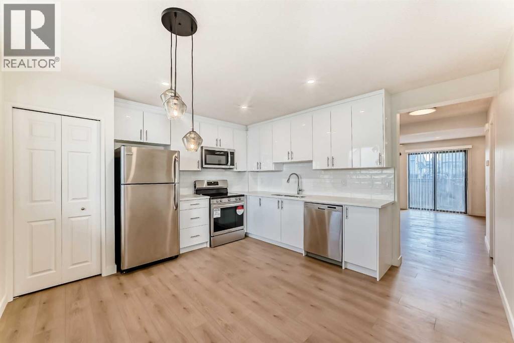 32, 1515 Falconridge Drive NE, Calgary, Alberta