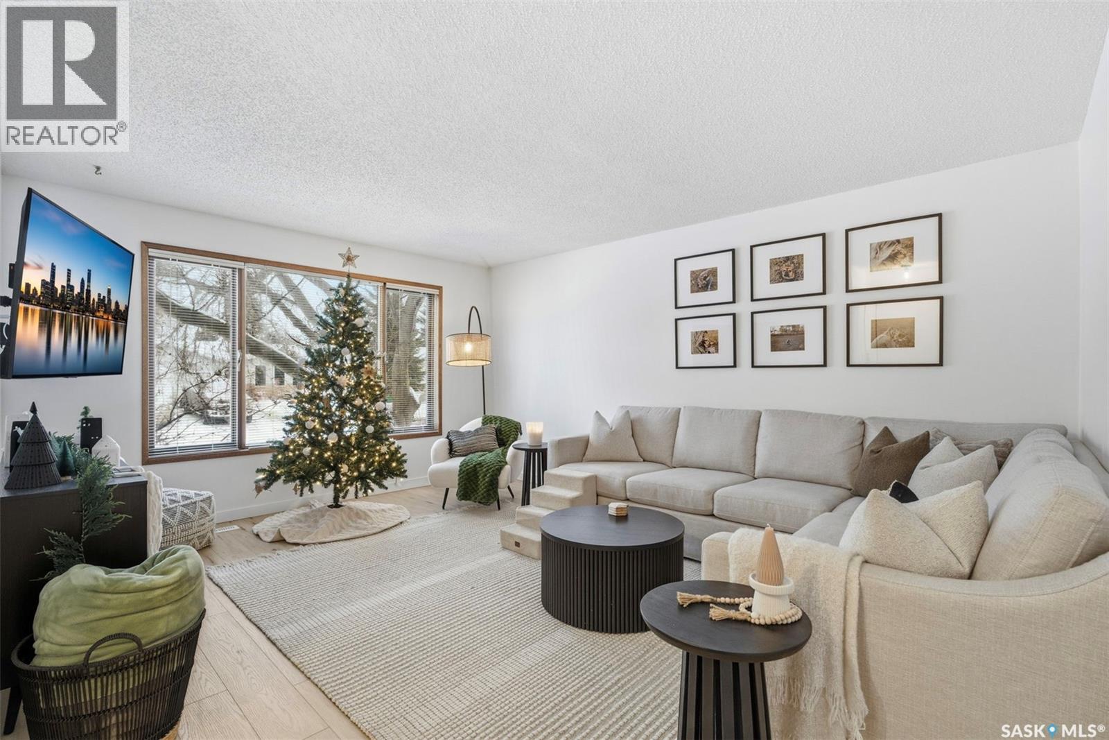 439 Manning Lane, Saskatoon, Saskatchewan  S7L 6J7 - Photo 2 - SK025795