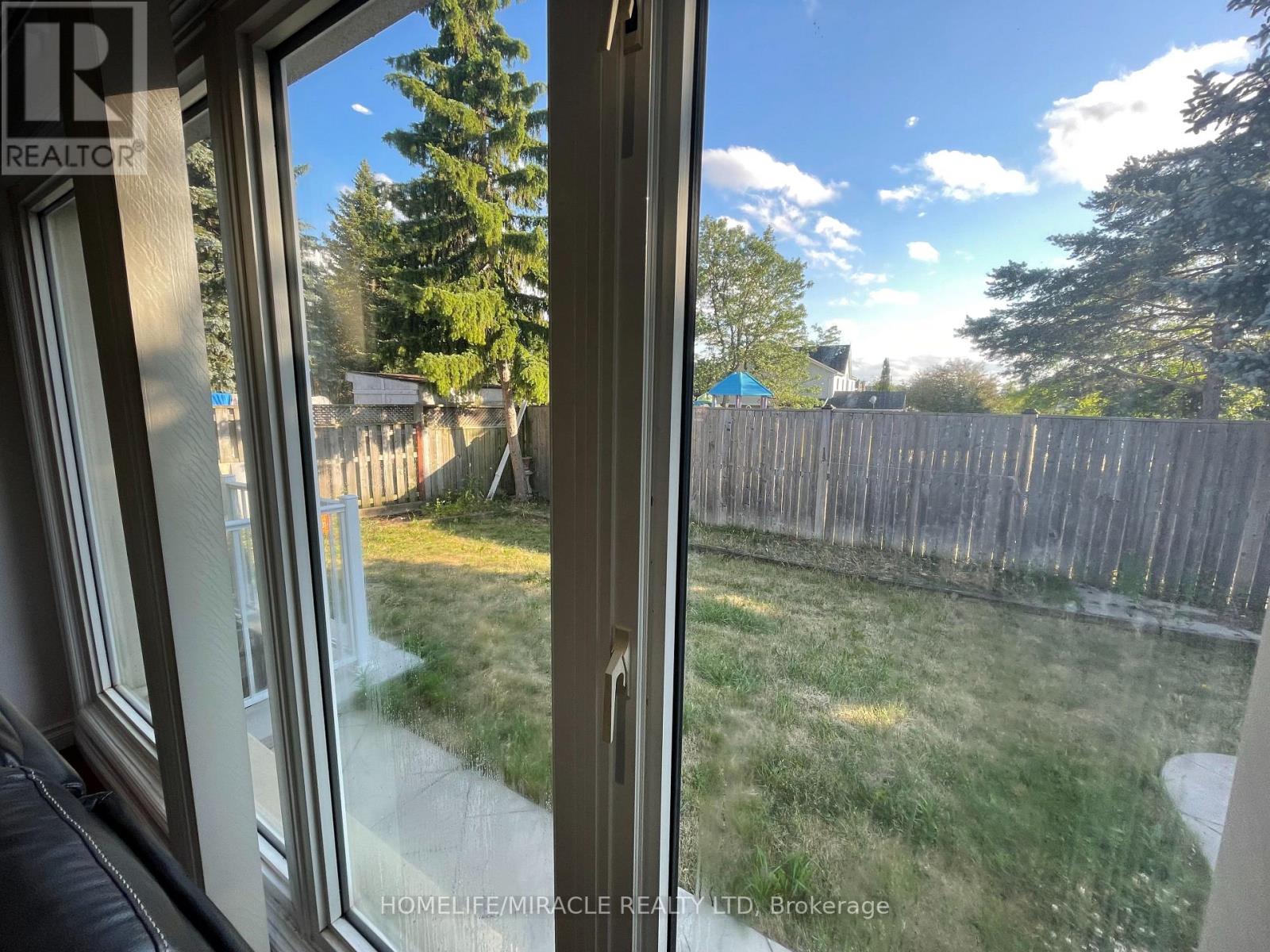 36 Richvale Drive S, Brampton, Ontario  L6Z 1M5 - Photo 15 - W12601518