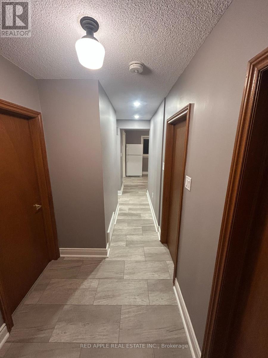 135 SPALDING ROAD, Toronto, Ontario