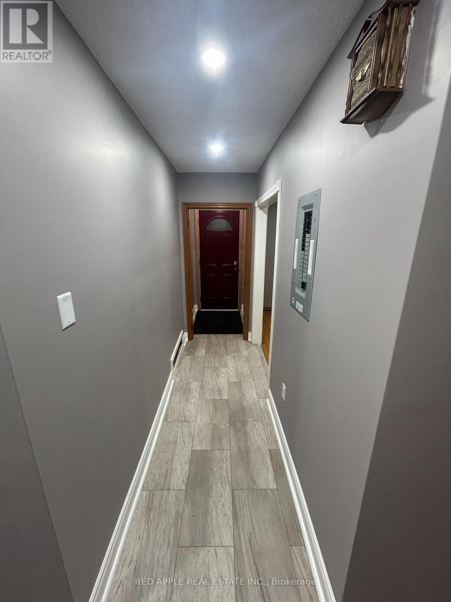 135 Spalding Road, Toronto, Ontario  M3M 1K3 - Photo 2 - W12644058