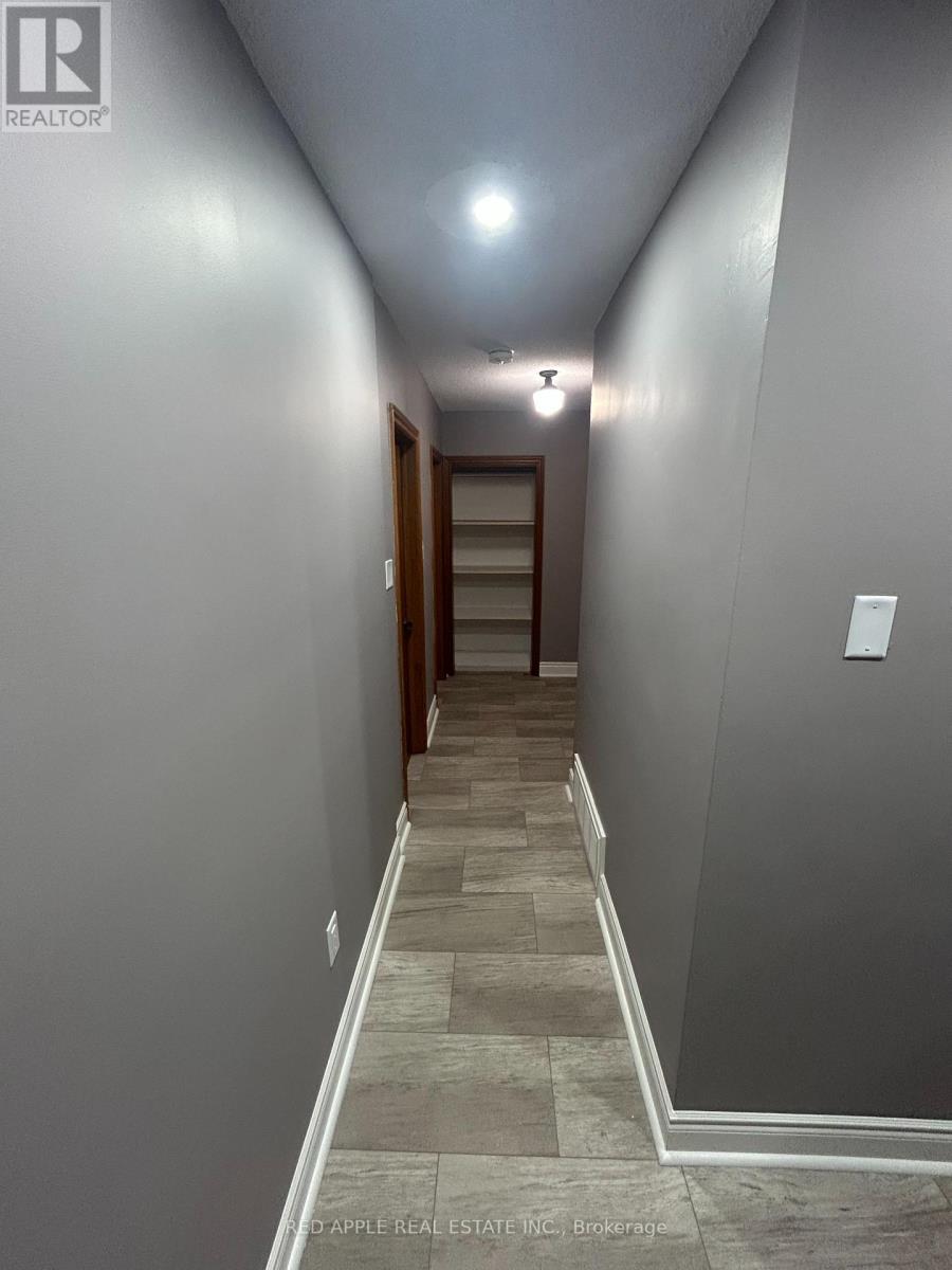 135 Spalding Road, Toronto, Ontario  M3M 1K3 - Photo 5 - W12644058